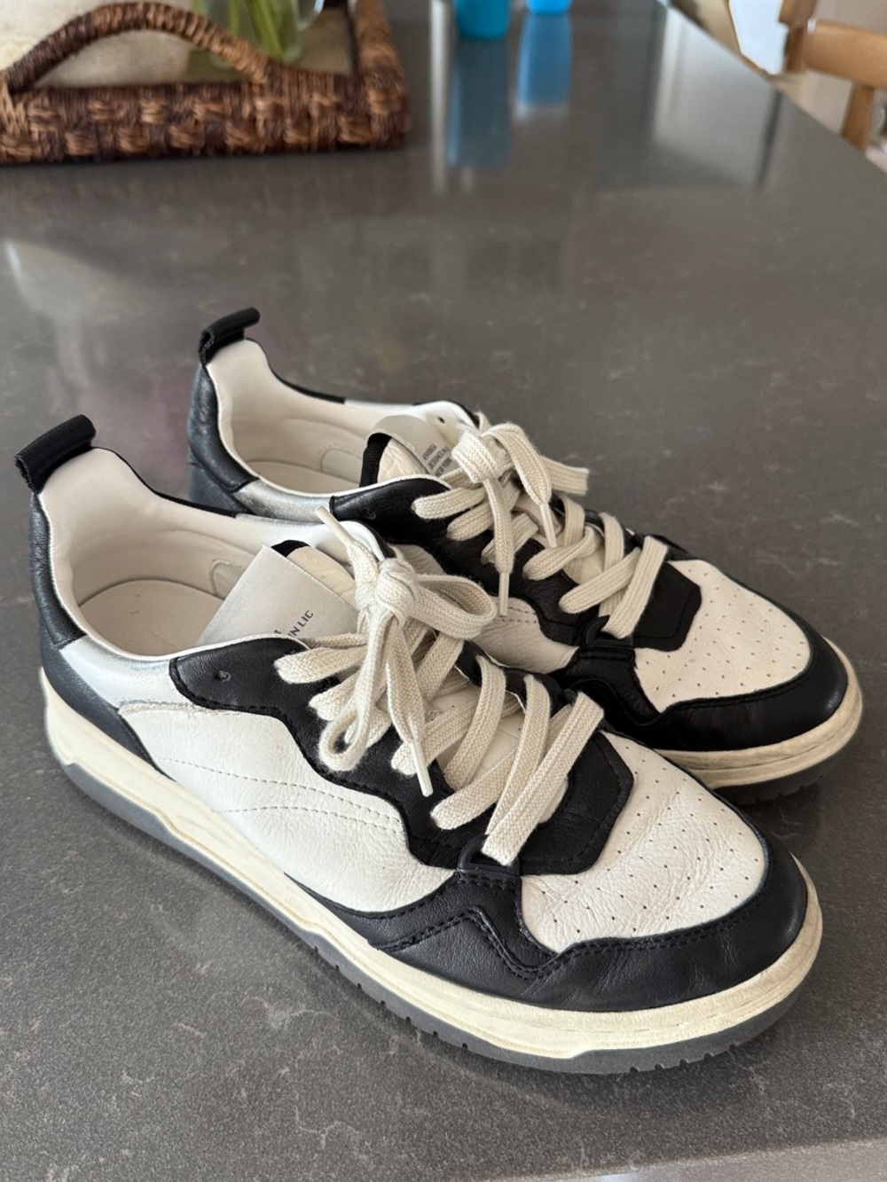 STEVE MADDEN SNEAKERS